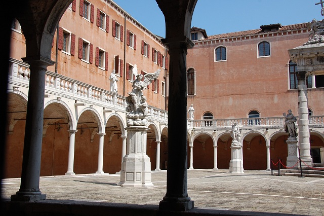 frari