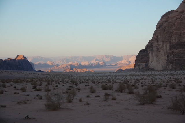 wadirum2 (93K)